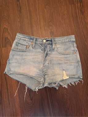 Levi’s Made & Crafted Women's Light Blue Distressed Denim Cutoff Shorts